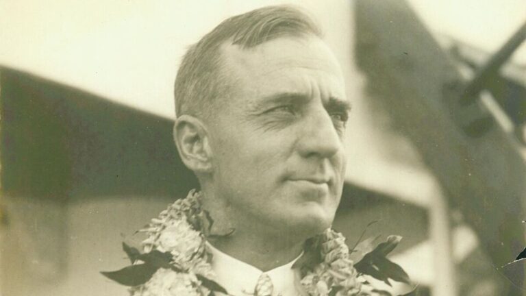 smedley d butler la guerra es un latrocinio