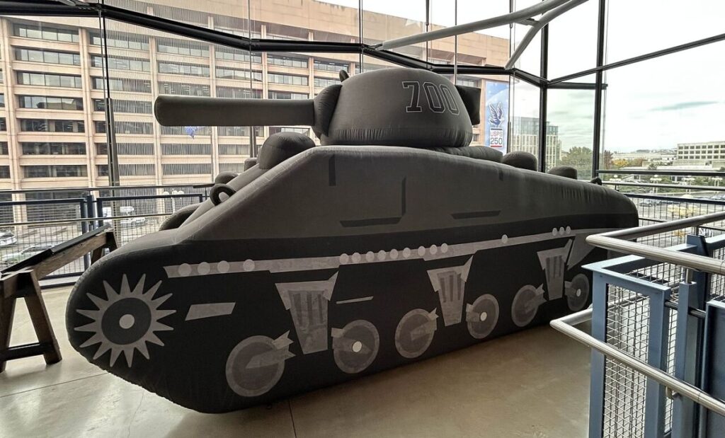 tanque de goma de la ghost army